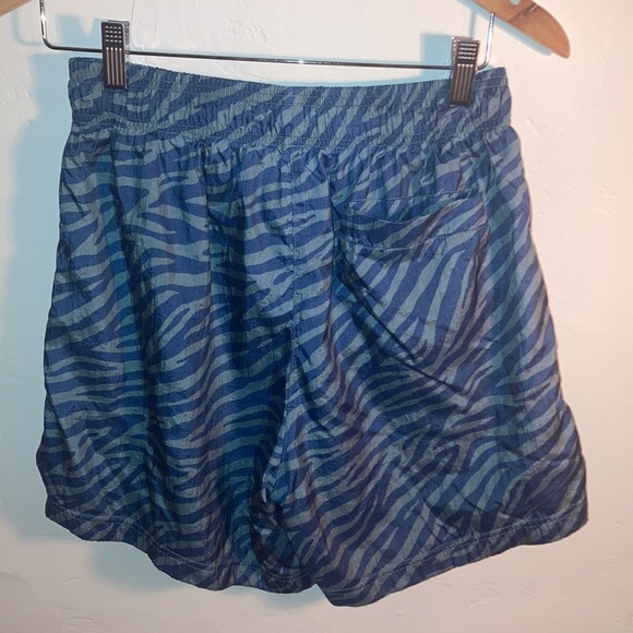 🦓🏀 Green x Blue Zebra Baller Basketball Shorts by Champion Size Medium 💎🪄 - Picture 5 of 9